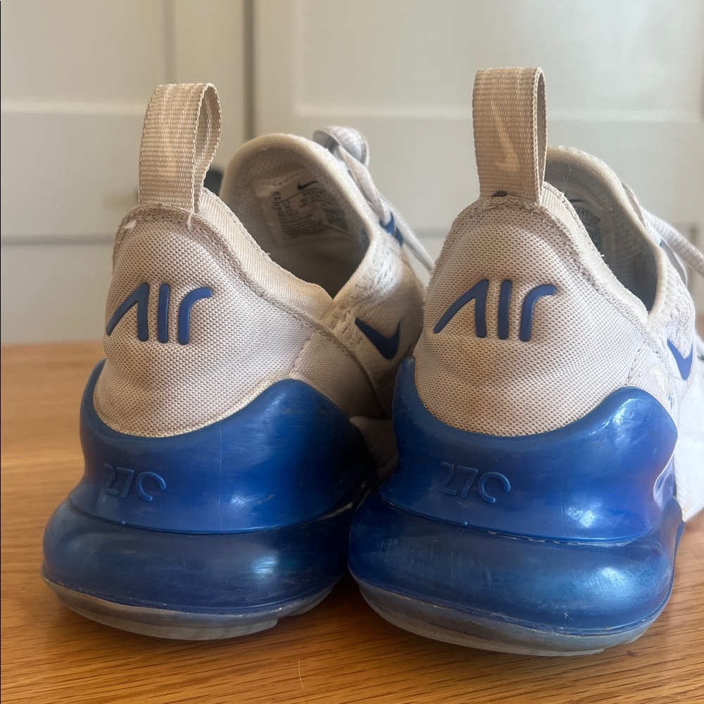 Nike Air Max 270 - Picture 3 of 9